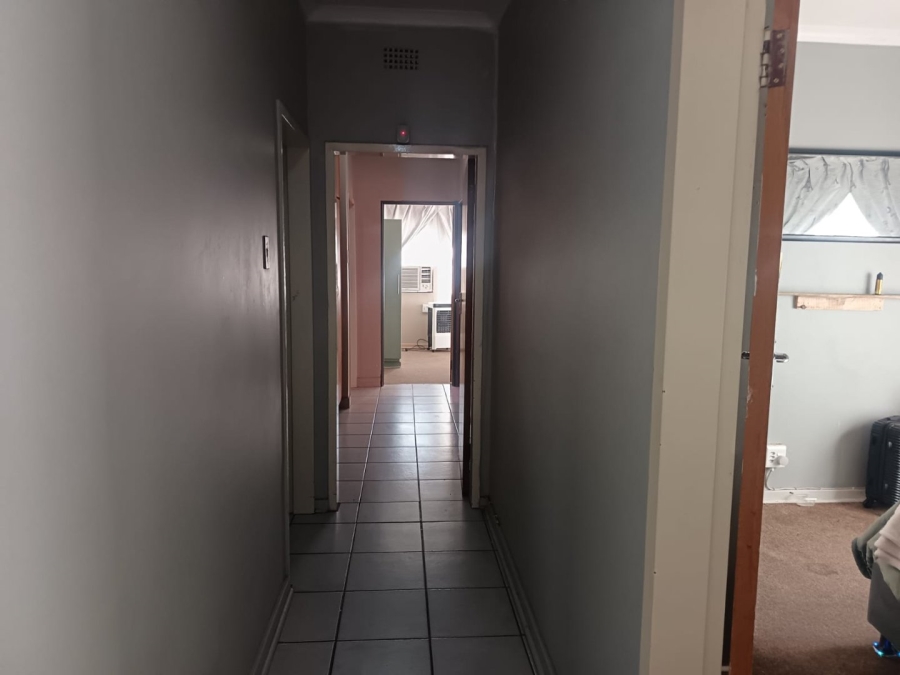4 Bedroom Property for Sale in Carters Glen Northern Cape